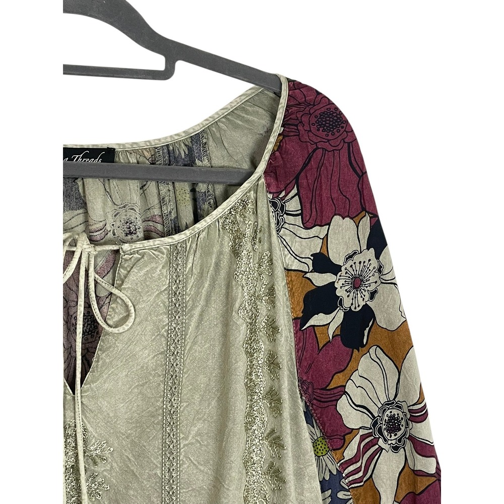 Young Threads Est Med-Large Boho Sage Floral Patchwork Embroidered Bell Sleeve - Picture 7 of 16